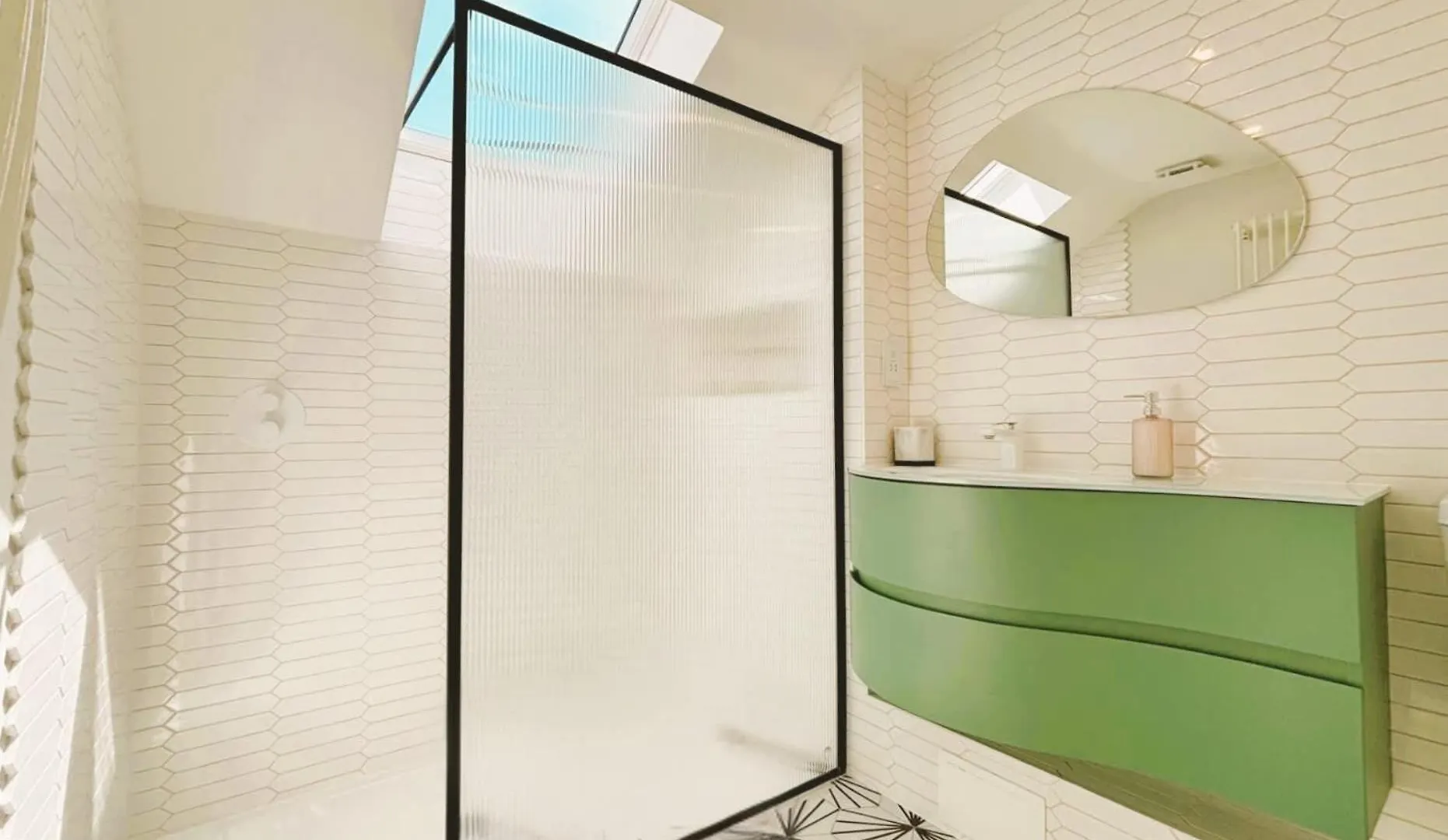 Bright Mews House With Garage In Heart Of Cambridge Villa